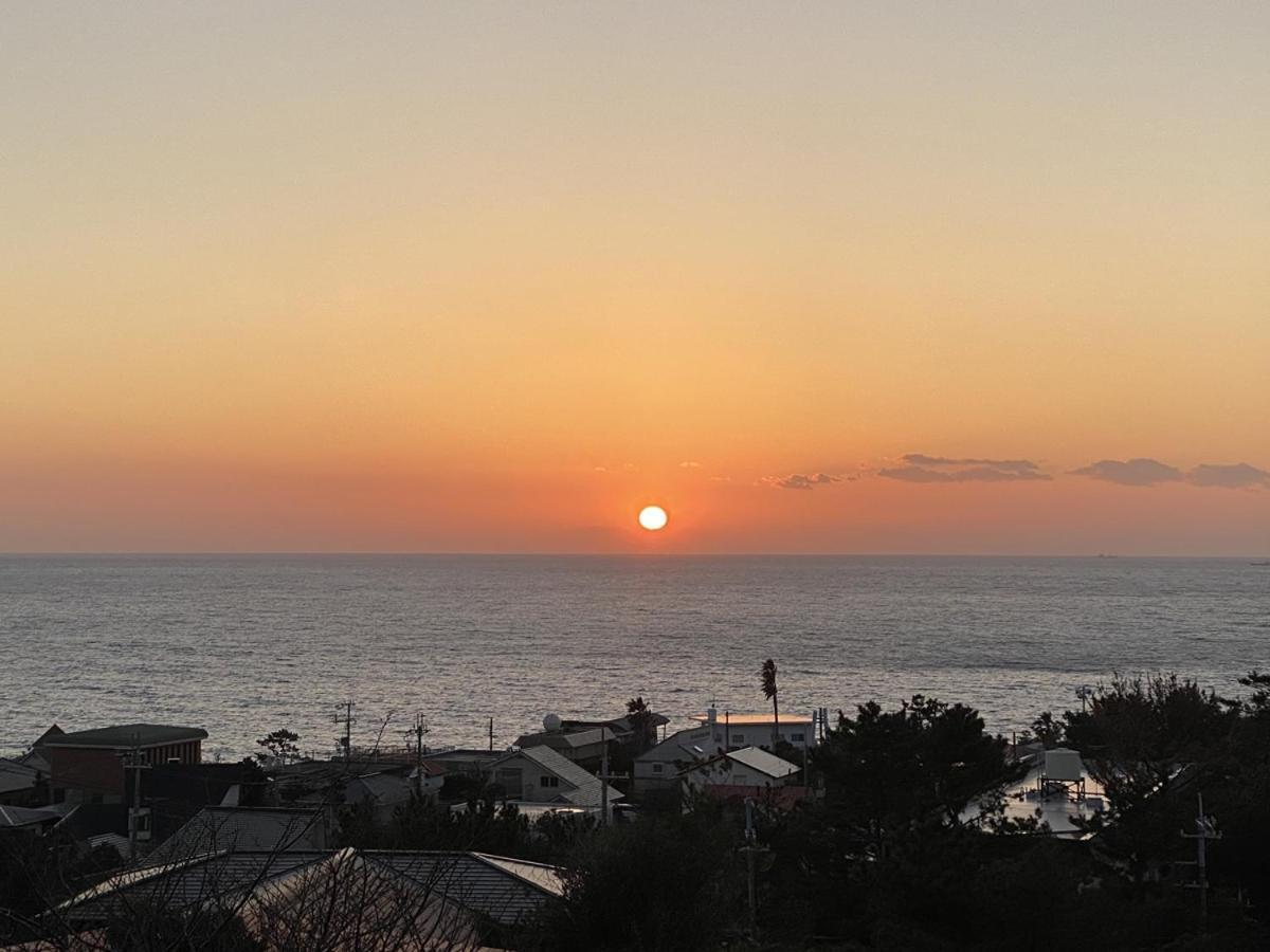 Grampus Inn Širahama Exteriér fotografie